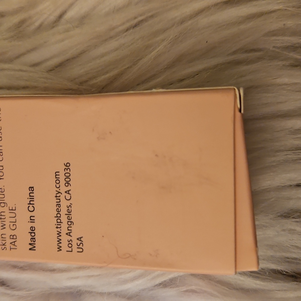 Tip Beauty Press-On Nails | Blue & Orange Floral Set | French Tip | 24 Nails - Picture 6 of 6